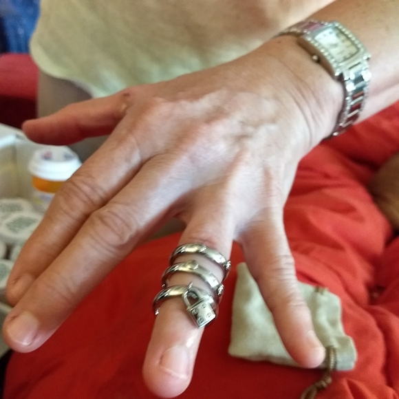 Stack rings - Picture 2 of 3